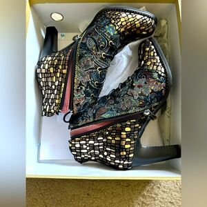 L’Artiste Eccentric Boot